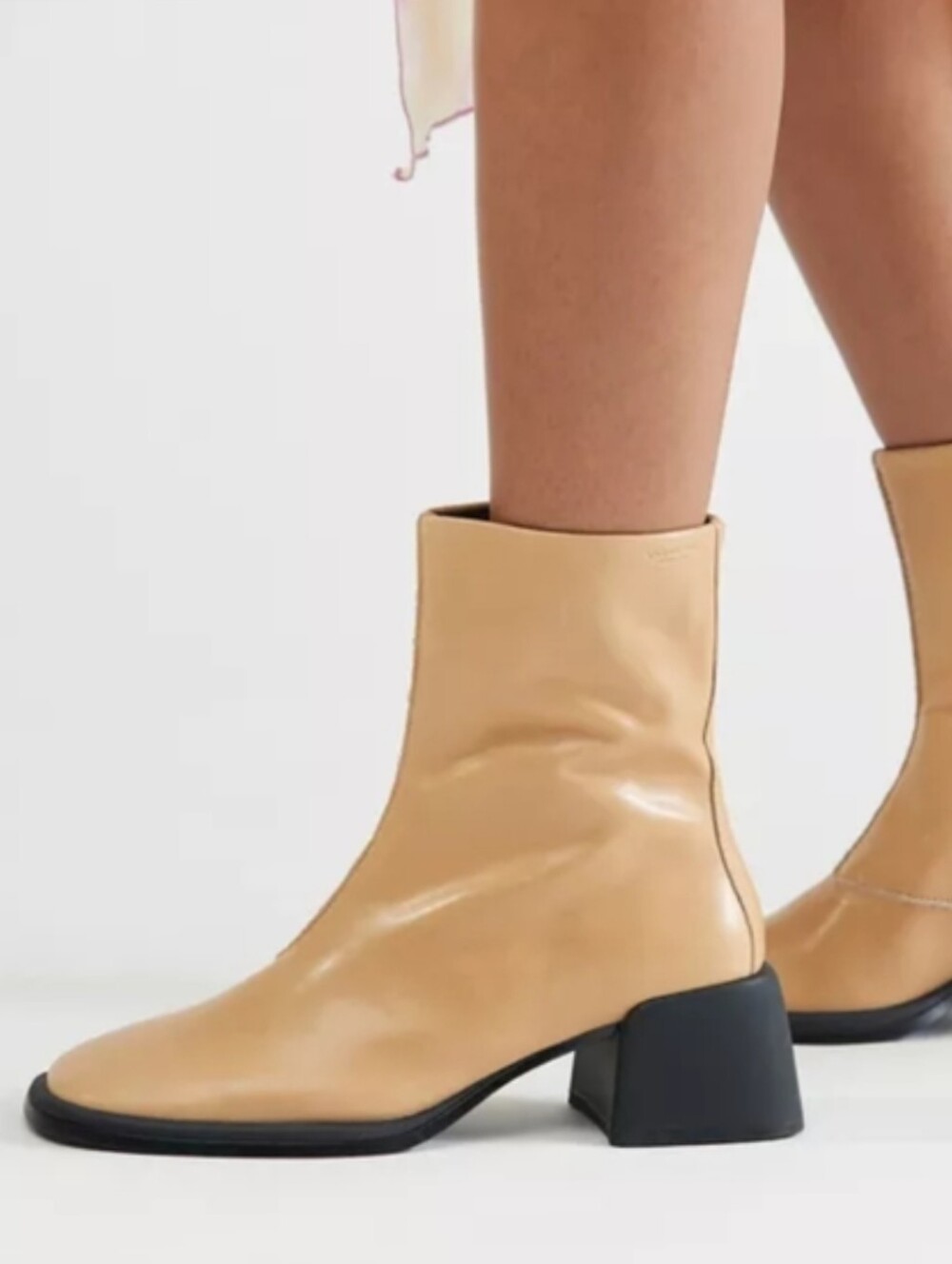 NWT Vagabond Ansie Boots in Almond Leather